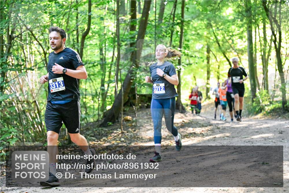 28.09.2025 - 33. Volkslauf durch das schöne Alstertal Dr. Thomas Lammeyer http://msf.ph/oto/8961932 28.09.2025 11:09:11 Laufen 3313, 3312 meine-sportfotos.de