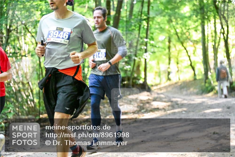 28.09.2025 - 33. Volkslauf durch das schöne Alstertal Dr. Thomas Lammeyer http://msf.ph/oto/8961998 28.09.2025 11:09:19 Laufen 3946, 3140 meine-sportfotos.de