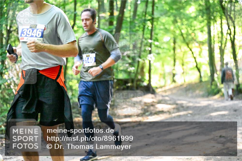 28.09.2025 - 33. Volkslauf durch das schöne Alstertal Dr. Thomas Lammeyer http://msf.ph/oto/8961999 28.09.2025 11:09:19 Laufen 3946, 3140 meine-sportfotos.de