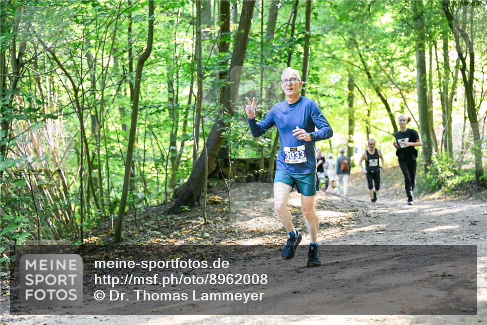 28.09.2025 - 33. Volkslauf durch das schöne Alstertal Dr. Thomas Lammeyer http://msf.ph/oto/8962008 28.09.2025 11:09:30 Laufen 3033 meine-sportfotos.de