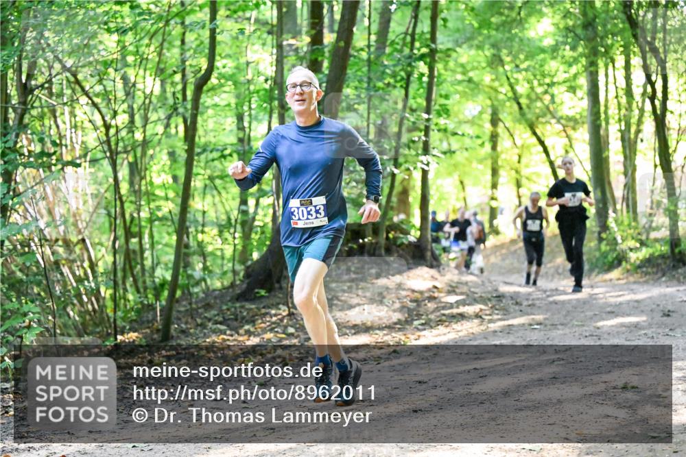 28.09.2025 - 33. Volkslauf durch das schöne Alstertal Dr. Thomas Lammeyer http://msf.ph/oto/8962011 28.09.2025 11:09:31 Laufen 3033 meine-sportfotos.de