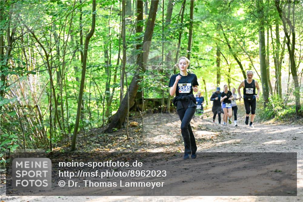 28.09.2025 - 33. Volkslauf durch das schöne Alstertal Dr. Thomas Lammeyer http://msf.ph/oto/8962023 28.09.2025 11:09:33 Laufen 3345, 3344 meine-sportfotos.de