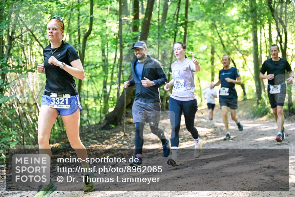 28.09.2025 - 33. Volkslauf durch das schöne Alstertal Dr. Thomas Lammeyer http://msf.ph/oto/8962065 28.09.2025 11:09:39 Laufen 3321, 3142 meine-sportfotos.de