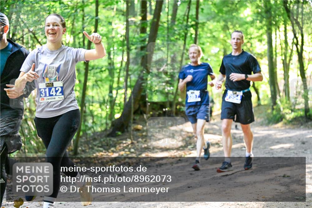 28.09.2025 - 33. Volkslauf durch das schöne Alstertal Dr. Thomas Lammeyer http://msf.ph/oto/8962073 28.09.2025 11:09:40 Laufen 3142 meine-sportfotos.de