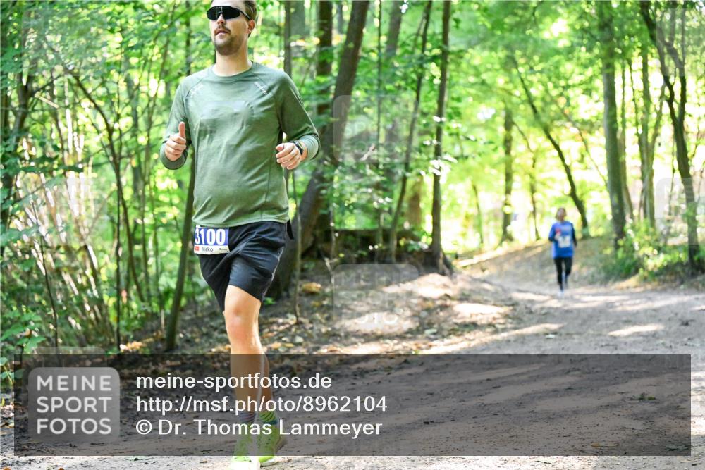 28.09.2025 - 33. Volkslauf durch das schöne Alstertal Dr. Thomas Lammeyer http://msf.ph/oto/8962104 28.09.2025 11:09:48 Laufen 100 meine-sportfotos.de