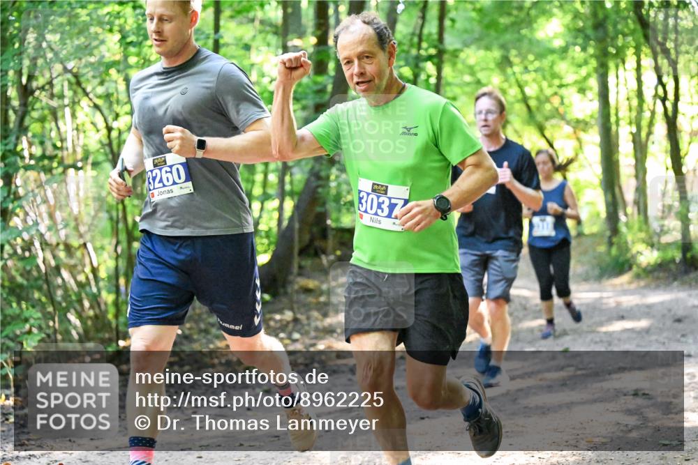 28.09.2025 - 33. Volkslauf durch das schöne Alstertal Dr. Thomas Lammeyer http://msf.ph/oto/8962225 28.09.2025 11:10:26 Laufen 3260, 3037 meine-sportfotos.de