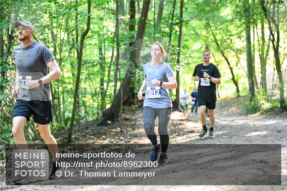 28.09.2025 - 33. Volkslauf durch das schöne Alstertal Dr. Thomas Lammeyer http://msf.ph/oto/8962300 28.09.2025 11:10:40 Laufen 327, 3012 meine-sportfotos.de