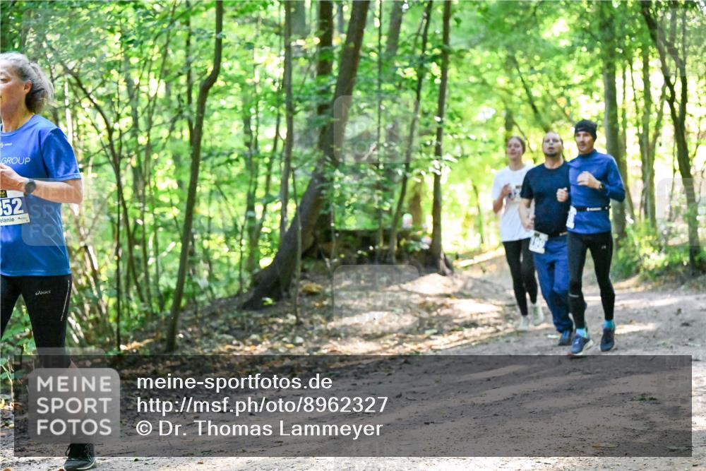 28.09.2025 - 33. Volkslauf durch das schöne Alstertal Dr. Thomas Lammeyer http://msf.ph/oto/8962327 28.09.2025 11:10:47 Laufen 52 meine-sportfotos.de