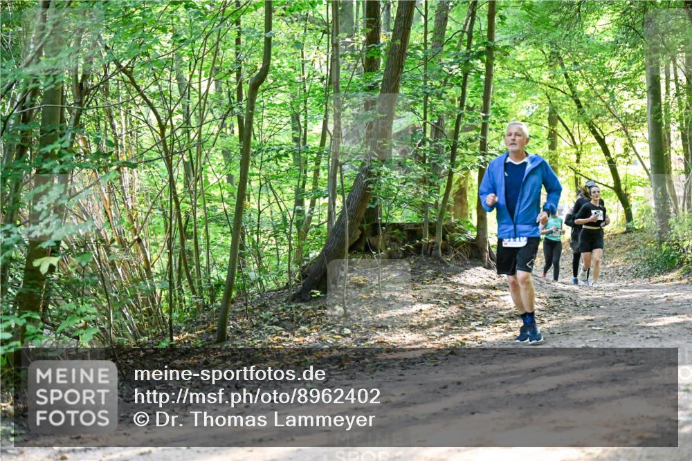 28.09.2025 - 33. Volkslauf durch das schöne Alstertal Dr. Thomas Lammeyer http://msf.ph/oto/8962402 28.09.2025 11:11:03 Laufen  meine-sportfotos.de