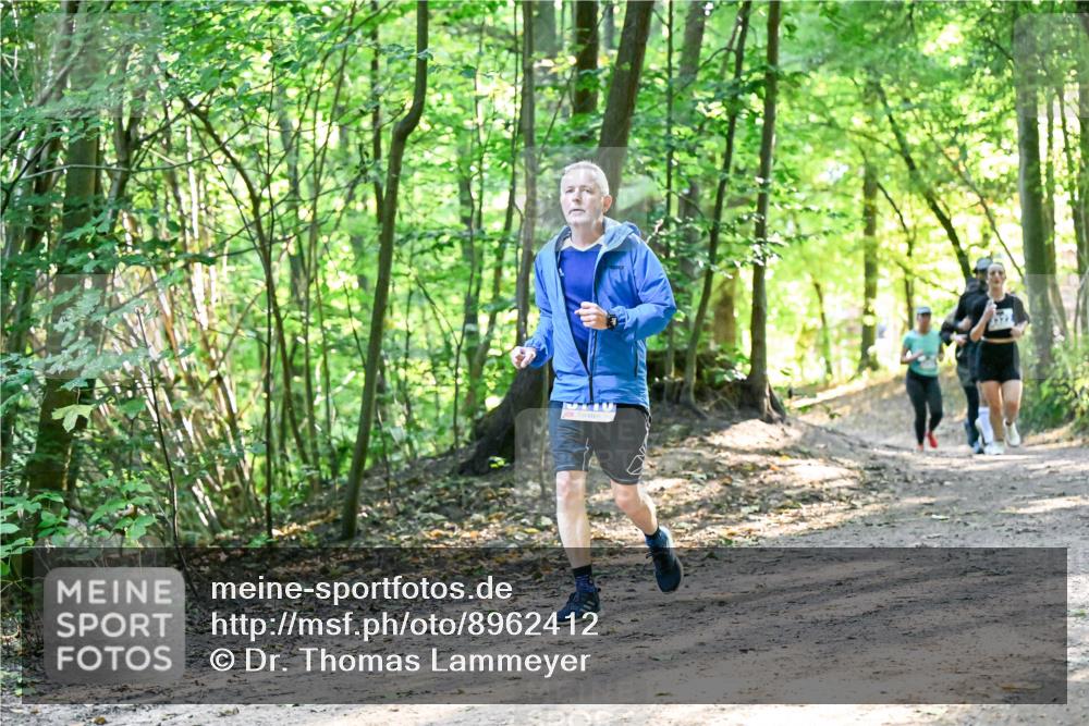 28.09.2025 - 33. Volkslauf durch das schöne Alstertal Dr. Thomas Lammeyer http://msf.ph/oto/8962412 28.09.2025 11:11:05 Laufen  meine-sportfotos.de