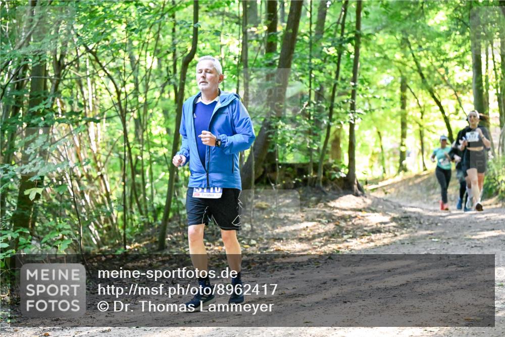 28.09.2025 - 33. Volkslauf durch das schöne Alstertal Dr. Thomas Lammeyer http://msf.ph/oto/8962417 28.09.2025 11:11:05 Laufen  meine-sportfotos.de