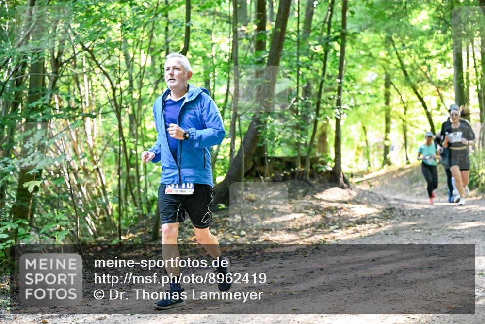 28.09.2025 - 33. Volkslauf durch das schöne Alstertal Dr. Thomas Lammeyer http://msf.ph/oto/8962419 28.09.2025 11:11:05 Laufen  meine-sportfotos.de