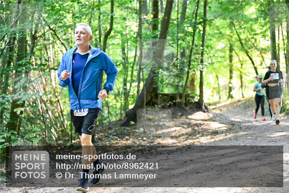 28.09.2025 - 33. Volkslauf durch das schöne Alstertal Dr. Thomas Lammeyer http://msf.ph/oto/8962421 28.09.2025 11:11:05 Laufen  meine-sportfotos.de