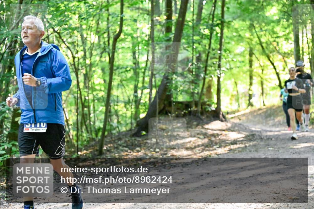 28.09.2025 - 33. Volkslauf durch das schöne Alstertal Dr. Thomas Lammeyer http://msf.ph/oto/8962424 28.09.2025 11:11:06 Laufen  meine-sportfotos.de