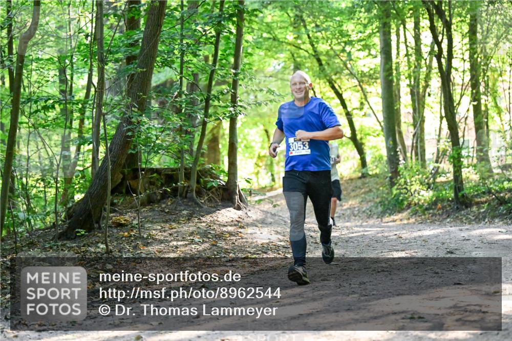 28.09.2025 - 33. Volkslauf durch das schöne Alstertal Dr. Thomas Lammeyer http://msf.ph/oto/8962544 28.09.2025 11:11:43 Laufen 3053 meine-sportfotos.de