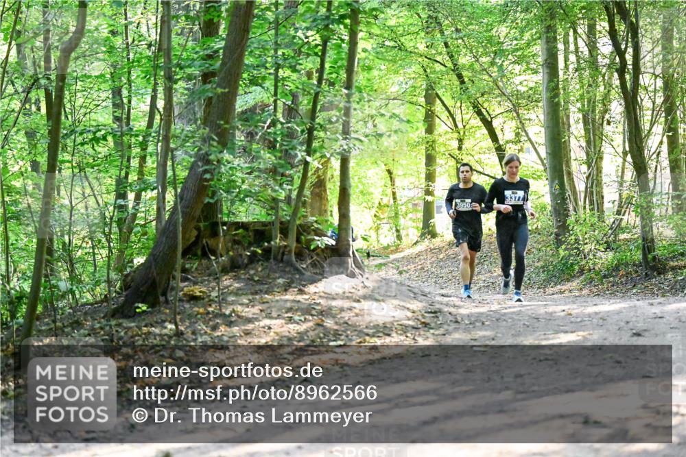 28.09.2025 - 33. Volkslauf durch das schöne Alstertal Dr. Thomas Lammeyer http://msf.ph/oto/8962566 28.09.2025 11:11:50 Laufen 3950, 3377 meine-sportfotos.de