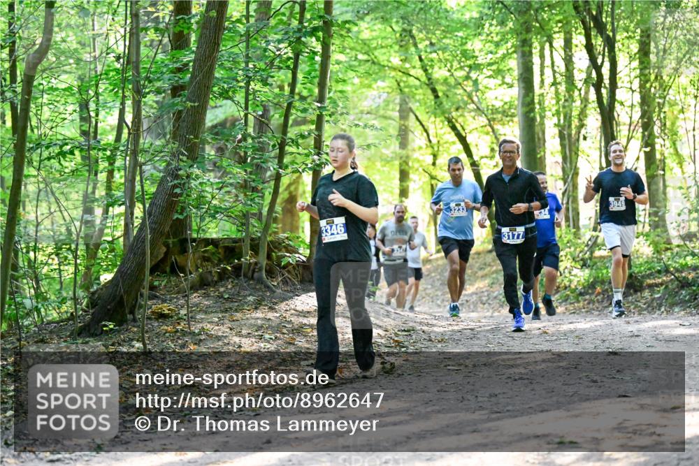 28.09.2025 - 33. Volkslauf durch das schöne Alstertal Dr. Thomas Lammeyer http://msf.ph/oto/8962647 28.09.2025 11:12:11 Laufen 3346, 3177, 34 meine-sportfotos.de