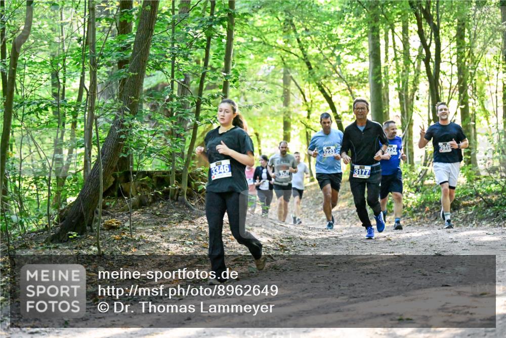 28.09.2025 - 33. Volkslauf durch das schöne Alstertal Dr. Thomas Lammeyer http://msf.ph/oto/8962649 28.09.2025 11:12:11 Laufen 3346, 3177, 3234, 3949 meine-sportfotos.de