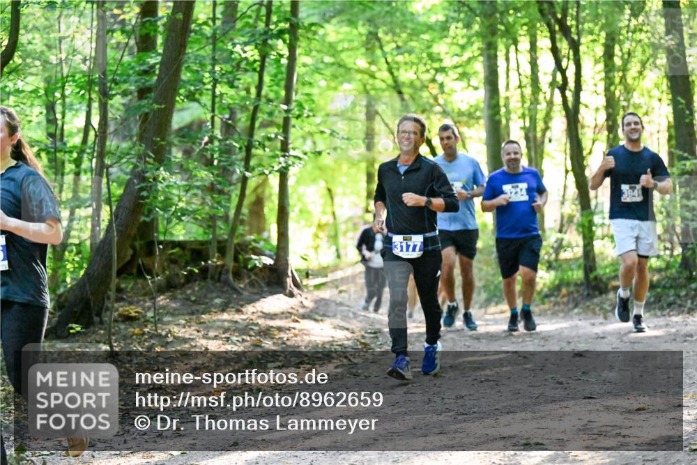 28.09.2025 - 33. Volkslauf durch das schöne Alstertal Dr. Thomas Lammeyer http://msf.ph/oto/8962659 28.09.2025 11:12:13 Laufen 3177 meine-sportfotos.de