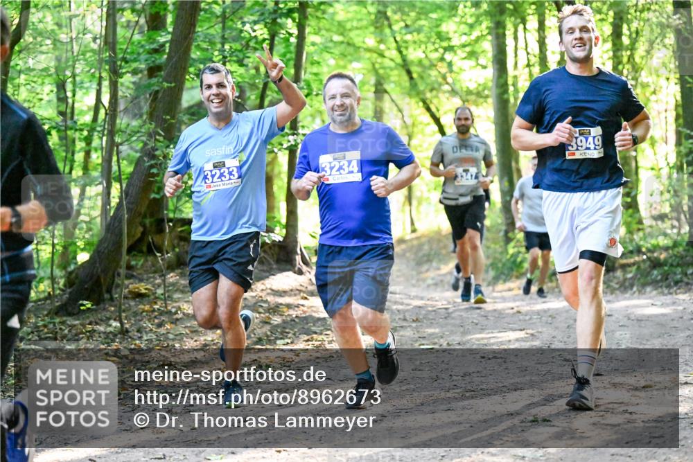 28.09.2025 - 33. Volkslauf durch das schöne Alstertal Dr. Thomas Lammeyer http://msf.ph/oto/8962673 28.09.2025 11:12:15 Laufen 3233, 3234, 3949 meine-sportfotos.de