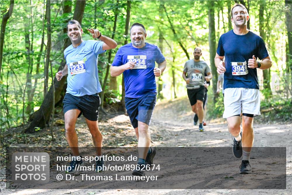 28.09.2025 - 33. Volkslauf durch das schöne Alstertal Dr. Thomas Lammeyer http://msf.ph/oto/8962674 28.09.2025 11:12:15 Laufen 3233, 234, 3949 meine-sportfotos.de