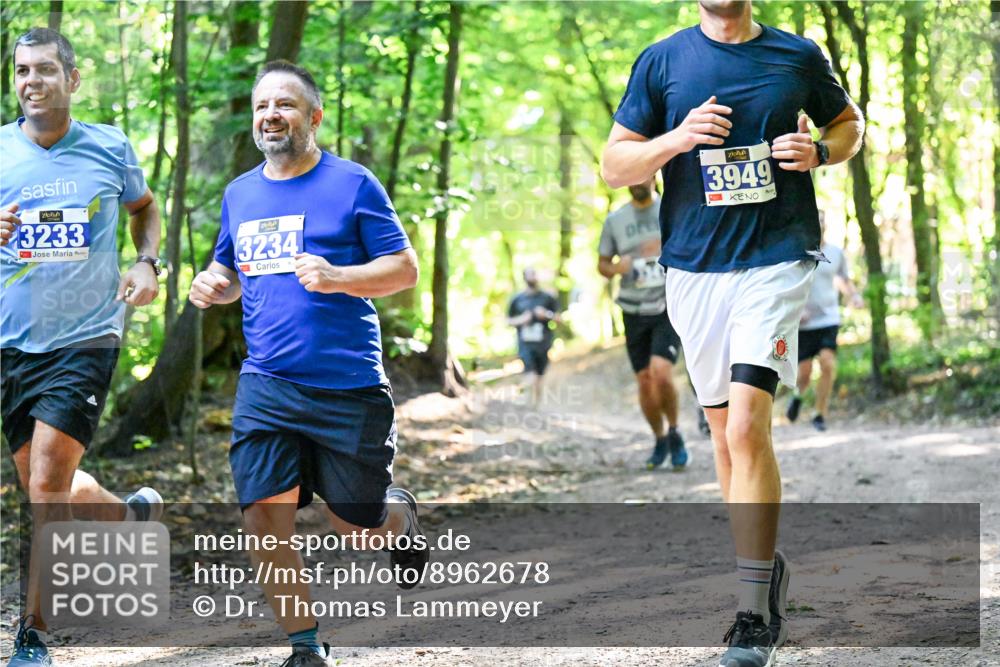 28.09.2025 - 33. Volkslauf durch das schöne Alstertal Dr. Thomas Lammeyer http://msf.ph/oto/8962678 28.09.2025 11:12:16 Laufen 3233, 3234, 3949 meine-sportfotos.de