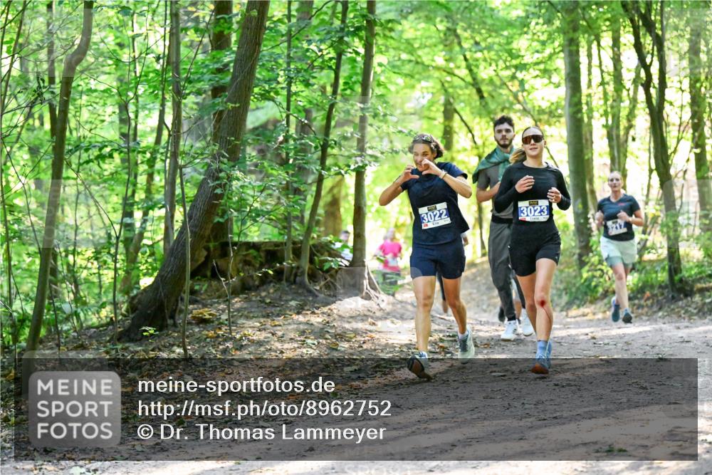 28.09.2025 - 33. Volkslauf durch das schöne Alstertal Dr. Thomas Lammeyer http://msf.ph/oto/8962752 28.09.2025 11:12:29 Laufen 3022, 3023 meine-sportfotos.de