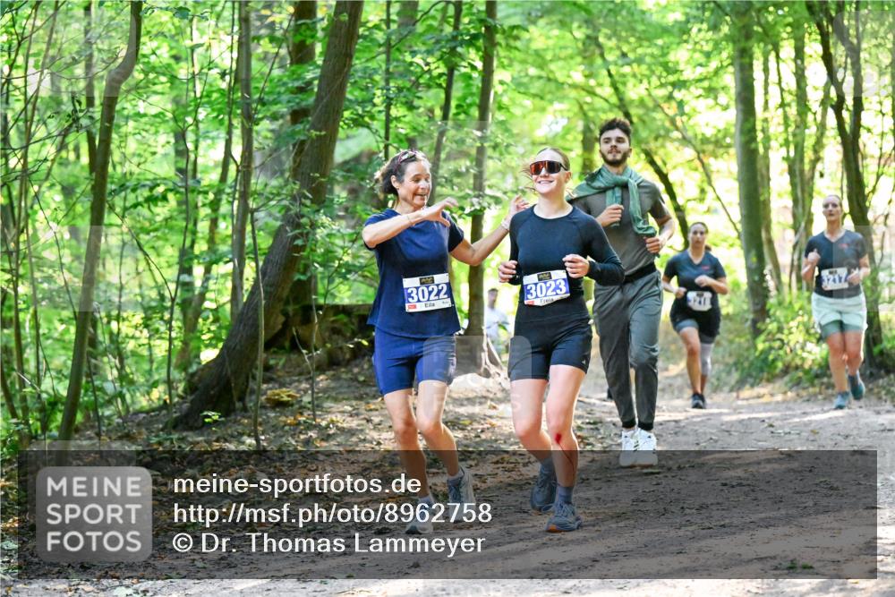 28.09.2025 - 33. Volkslauf durch das schöne Alstertal Dr. Thomas Lammeyer http://msf.ph/oto/8962758 28.09.2025 11:12:30 Laufen 3022, 3023 meine-sportfotos.de