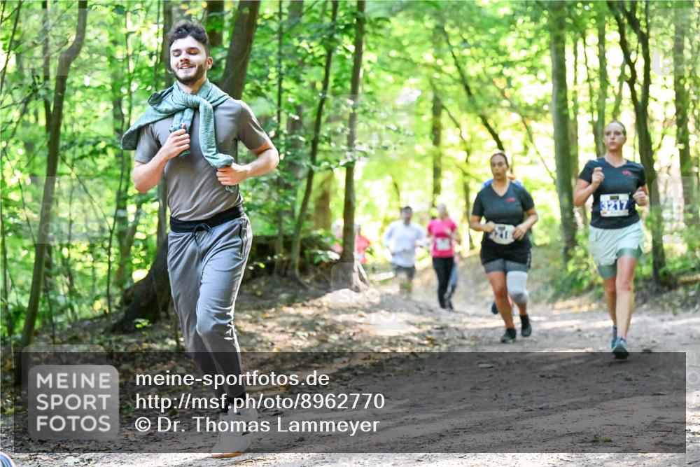 28.09.2025 - 33. Volkslauf durch das schöne Alstertal Dr. Thomas Lammeyer http://msf.ph/oto/8962770 28.09.2025 11:12:32 Laufen  meine-sportfotos.de