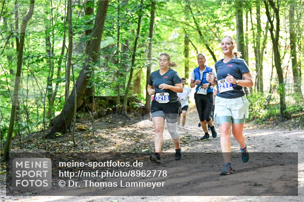 28.09.2025 - 33. Volkslauf durch das schöne Alstertal Dr. Thomas Lammeyer http://msf.ph/oto/8962778 28.09.2025 11:12:33 Laufen 3218, 3404 meine-sportfotos.de