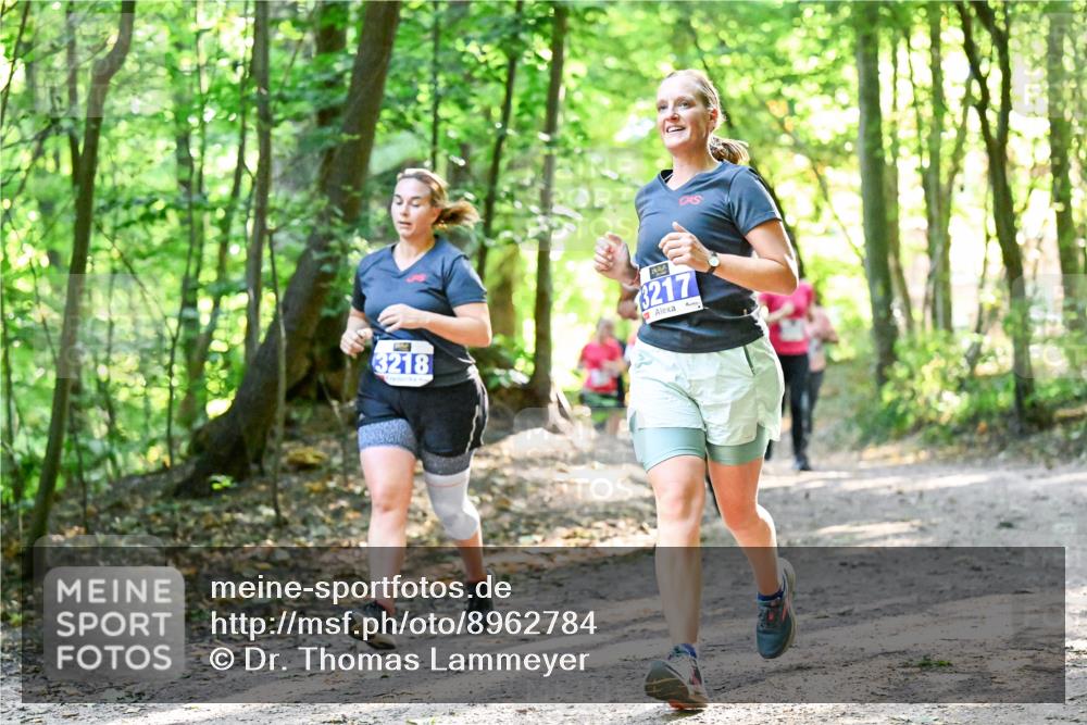 28.09.2025 - 33. Volkslauf durch das schöne Alstertal Dr. Thomas Lammeyer http://msf.ph/oto/8962784 28.09.2025 11:12:34 Laufen 3218, 3217 meine-sportfotos.de