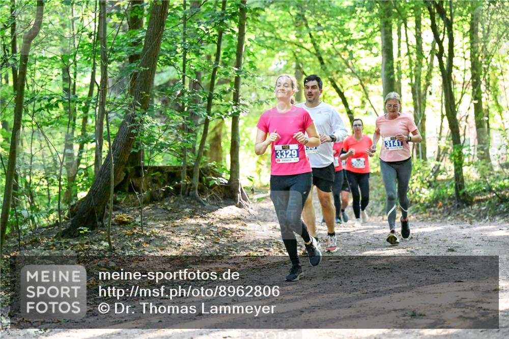 28.09.2025 - 33. Volkslauf durch das schöne Alstertal Dr. Thomas Lammeyer http://msf.ph/oto/8962806 28.09.2025 11:12:37 Laufen 3329, 3006, 3141 meine-sportfotos.de
