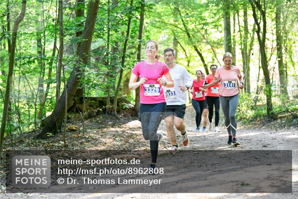28.09.2025 - 33. Volkslauf durch das schöne Alstertal Dr. Thomas Lammeyer http://msf.ph/oto/8962808 28.09.2025 11:12:38 Laufen 3329, 8933, 3006, 13141 meine-sportfotos.de