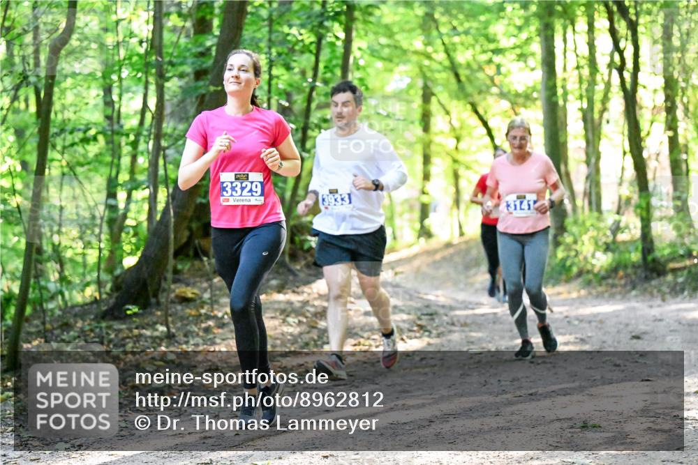 28.09.2025 - 33. Volkslauf durch das schöne Alstertal Dr. Thomas Lammeyer http://msf.ph/oto/8962812 28.09.2025 11:12:38 Laufen 10, 3329, 3933, 3141 meine-sportfotos.de