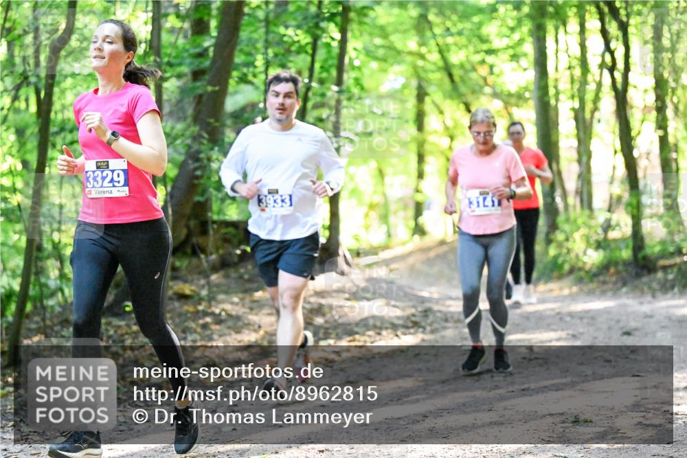 28.09.2025 - 33. Volkslauf durch das schöne Alstertal Dr. Thomas Lammeyer http://msf.ph/oto/8962815 28.09.2025 11:12:39 Laufen 3329, 3933, 3141 meine-sportfotos.de