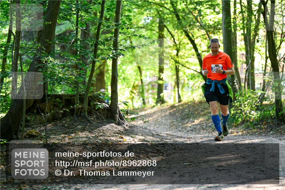 28.09.2025 - 33. Volkslauf durch das schöne Alstertal Dr. Thomas Lammeyer http://msf.ph/oto/8962868 28.09.2025 11:13:01 Laufen  meine-sportfotos.de