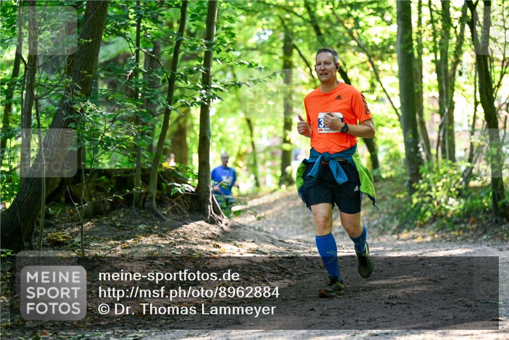 28.09.2025 - 33. Volkslauf durch das schöne Alstertal Dr. Thomas Lammeyer http://msf.ph/oto/8962884 28.09.2025 11:13:02 Laufen 3 meine-sportfotos.de