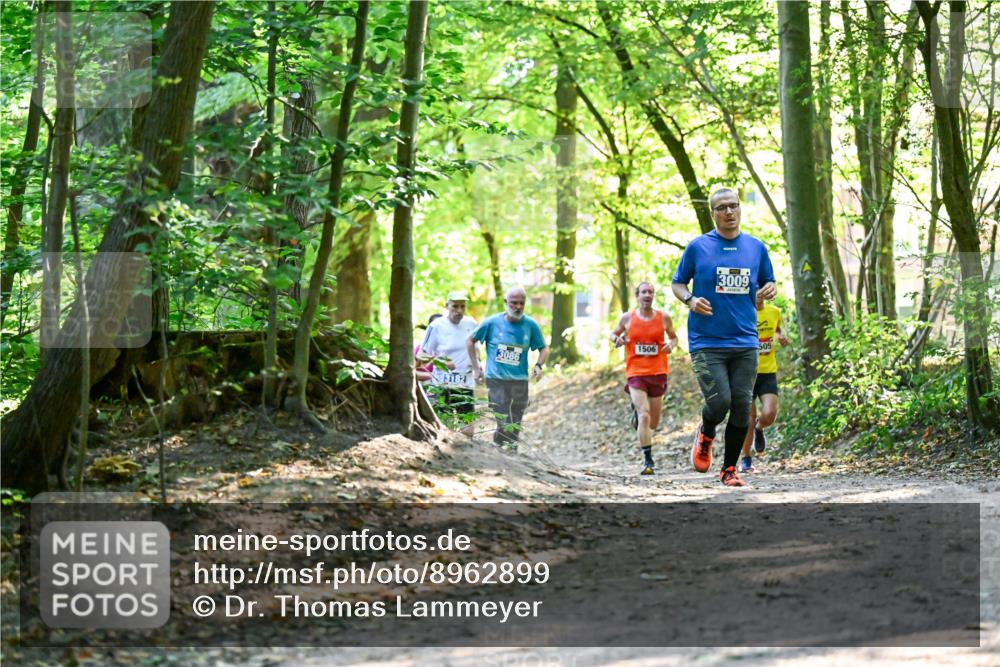 28.09.2025 - 33. Volkslauf durch das schöne Alstertal Dr. Thomas Lammeyer http://msf.ph/oto/8962899 28.09.2025 11:13:07 Laufen 3009, 505, 1506, 3086, 3182 meine-sportfotos.de