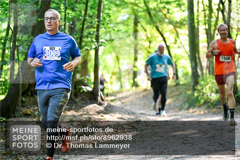 28.09.2025 - 33. Volkslauf durch das schöne Alstertal Dr. Thomas Lammeyer http://msf.ph/oto/8962938 28.09.2025 11:13:11 Laufen 13009, 1506 meine-sportfotos.de