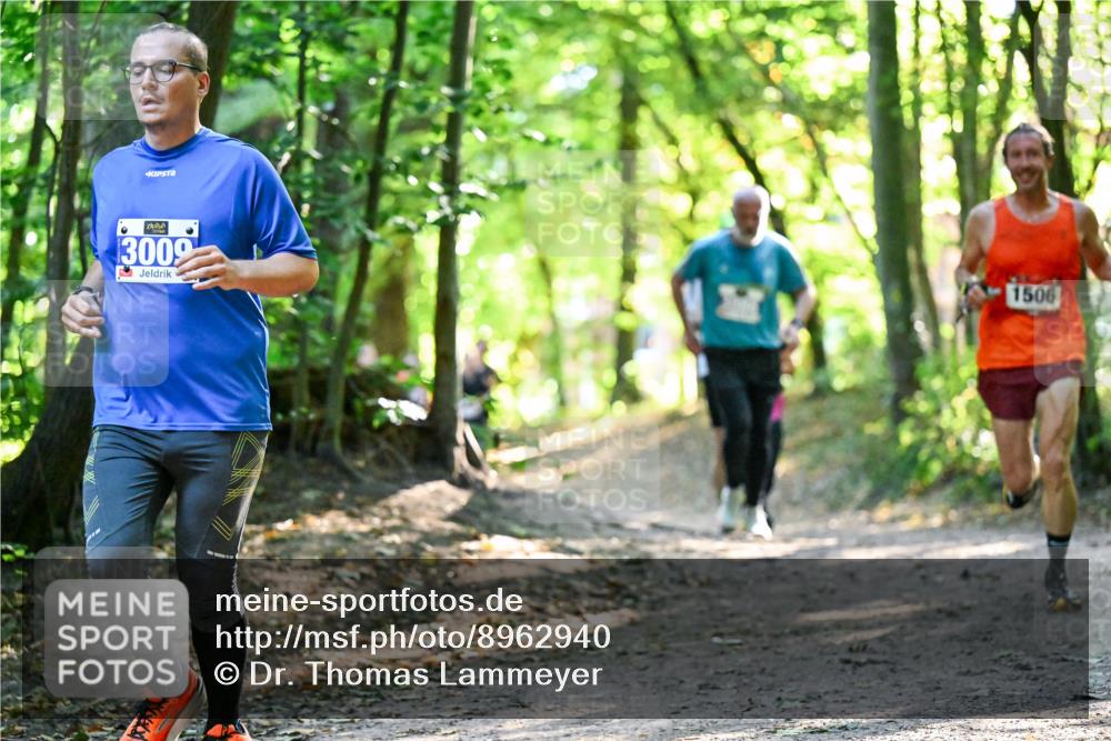 28.09.2025 - 33. Volkslauf durch das schöne Alstertal Dr. Thomas Lammeyer http://msf.ph/oto/8962940 28.09.2025 11:13:11 Laufen 3000, 1506 meine-sportfotos.de