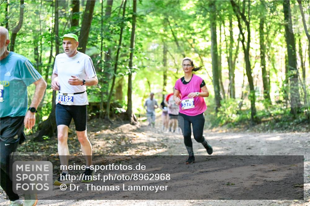 28.09.2025 - 33. Volkslauf durch das schöne Alstertal Dr. Thomas Lammeyer http://msf.ph/oto/8962968 28.09.2025 11:13:15 Laufen 3182 meine-sportfotos.de