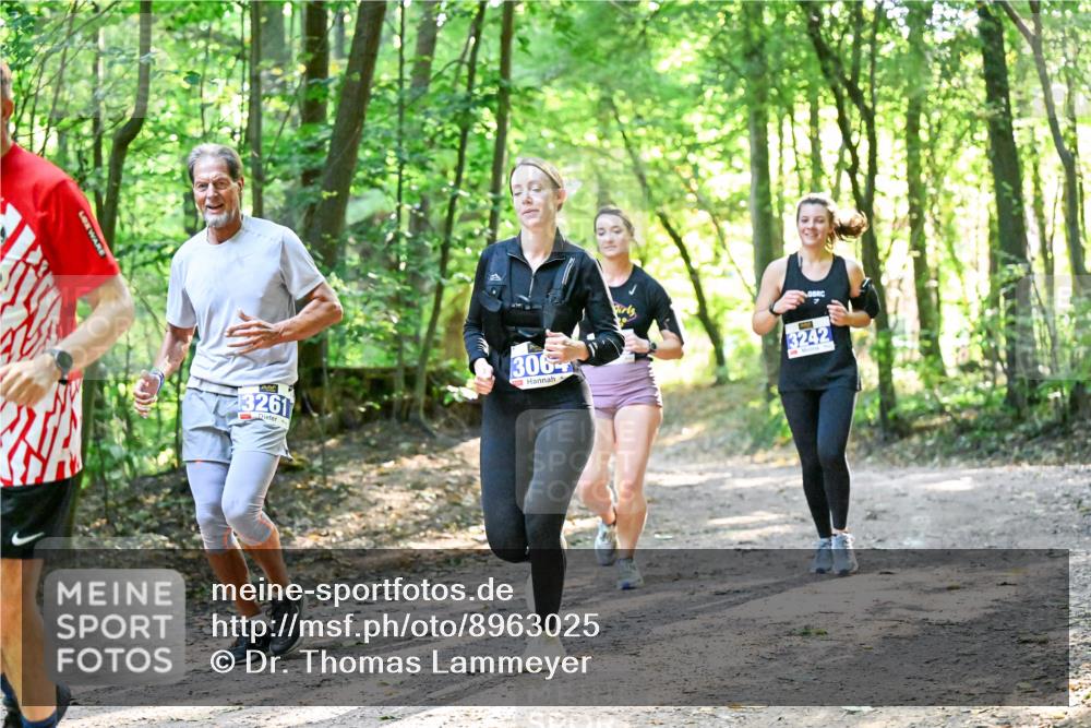 28.09.2025 - 33. Volkslauf durch das schöne Alstertal Dr. Thomas Lammeyer http://msf.ph/oto/8963025 28.09.2025 11:13:22 Laufen 3261, 306, 3242 meine-sportfotos.de