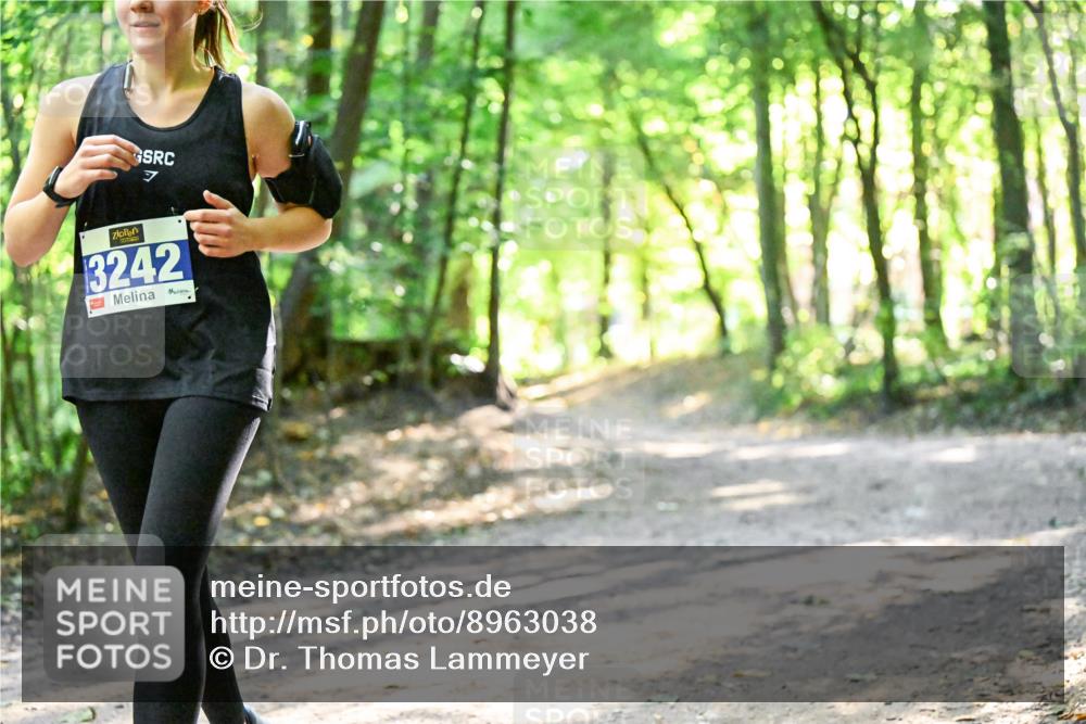 28.09.2025 - 33. Volkslauf durch das schöne Alstertal Dr. Thomas Lammeyer http://msf.ph/oto/8963038 28.09.2025 11:13:24 Laufen 7, 3242 meine-sportfotos.de
