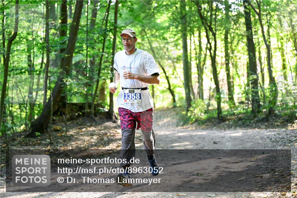 28.09.2025 - 33. Volkslauf durch das schöne Alstertal Dr. Thomas Lammeyer http://msf.ph/oto/8963052 28.09.2025 11:13:41 Laufen 3358 meine-sportfotos.de