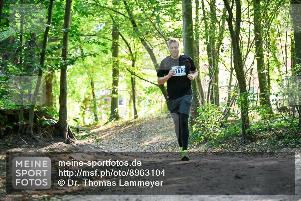 28.09.2025 - 33. Volkslauf durch das schöne Alstertal Dr. Thomas Lammeyer http://msf.ph/oto/8963104 28.09.2025 11:14:01 Laufen 112 meine-sportfotos.de