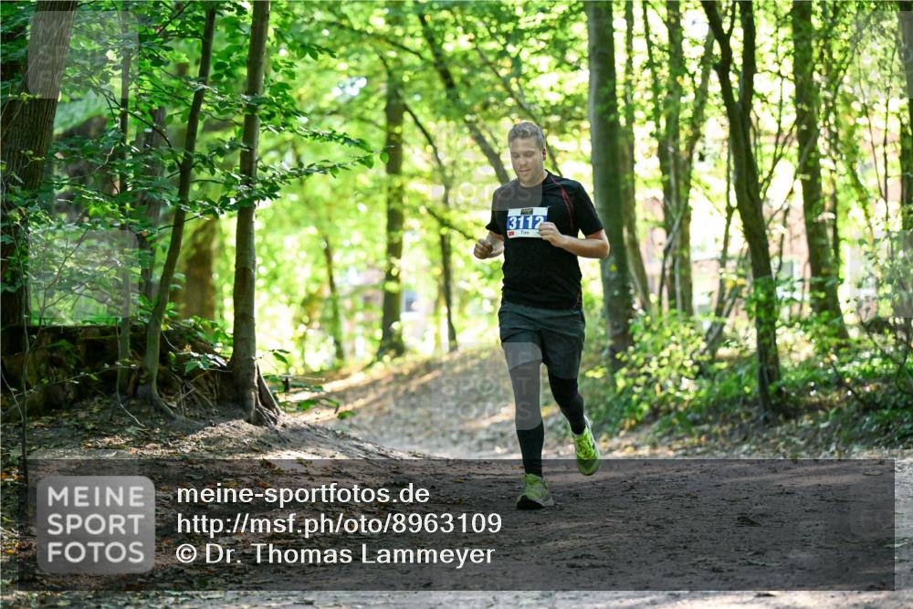 28.09.2025 - 33. Volkslauf durch das schöne Alstertal Dr. Thomas Lammeyer http://msf.ph/oto/8963109 28.09.2025 11:14:01 Laufen 3112 meine-sportfotos.de