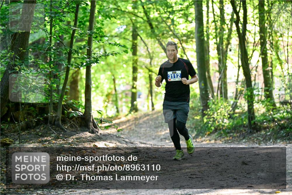 28.09.2025 - 33. Volkslauf durch das schöne Alstertal Dr. Thomas Lammeyer http://msf.ph/oto/8963110 28.09.2025 11:14:02 Laufen 3112 meine-sportfotos.de