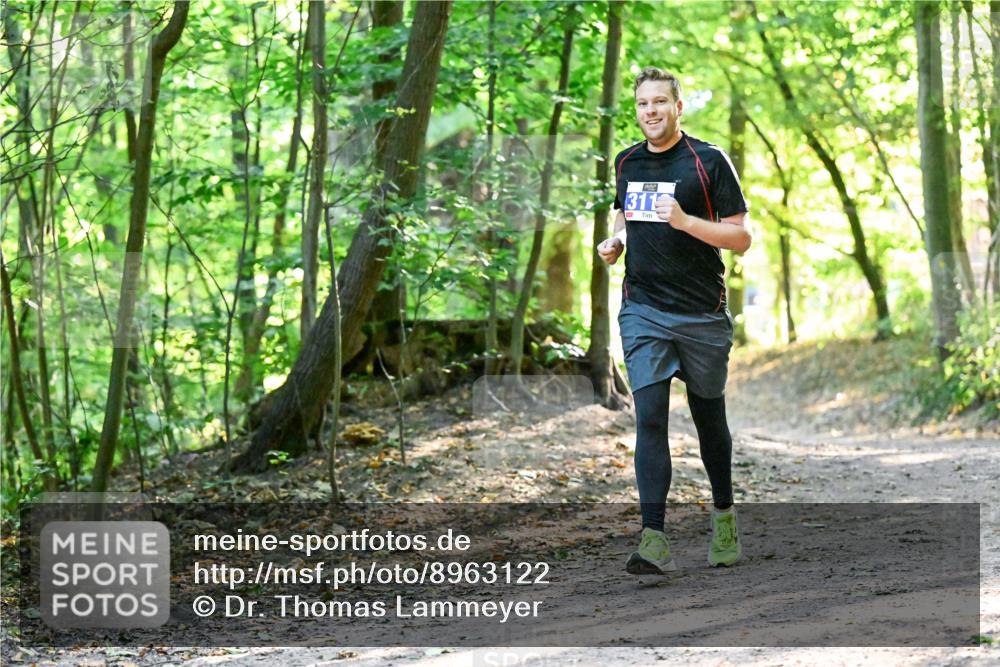 28.09.2025 - 33. Volkslauf durch das schöne Alstertal Dr. Thomas Lammeyer http://msf.ph/oto/8963122 28.09.2025 11:14:03 Laufen 311 meine-sportfotos.de