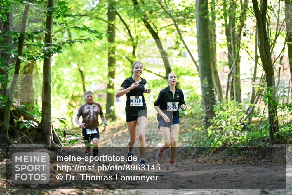 28.09.2025 - 33. Volkslauf durch das schöne Alstertal Dr. Thomas Lammeyer http://msf.ph/oto/8963145 28.09.2025 11:14:13 Laufen 3013, 3015 meine-sportfotos.de