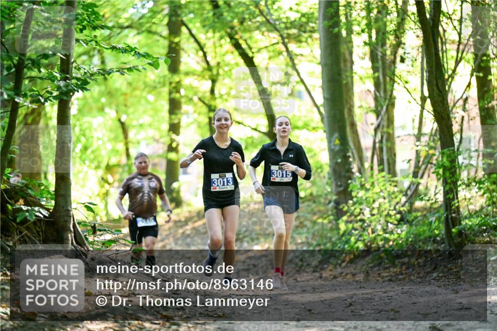 28.09.2025 - 33. Volkslauf durch das schöne Alstertal Dr. Thomas Lammeyer http://msf.ph/oto/8963146 28.09.2025 11:14:13 Laufen 3013, 3015 meine-sportfotos.de